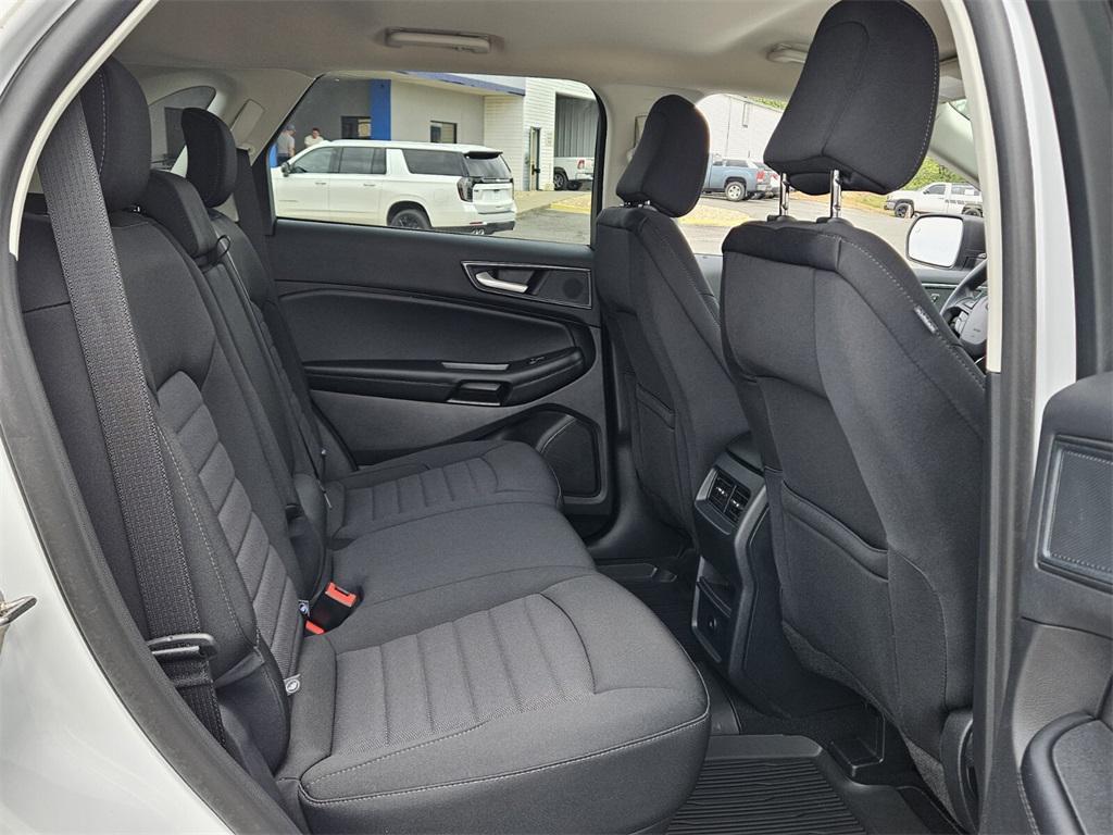 new 2024 Ford Edge car, priced at $32,000