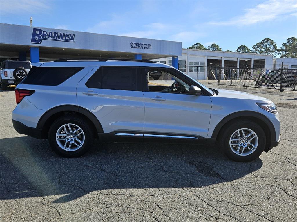 new 2025 Ford Explorer car, priced at $36,000