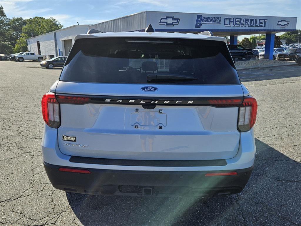 new 2025 Ford Explorer car, priced at $36,000