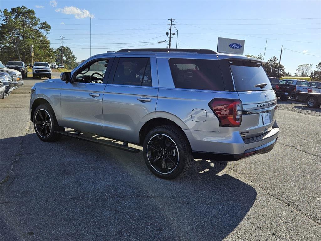 new 2024 Ford Expedition car, priced at $66,343