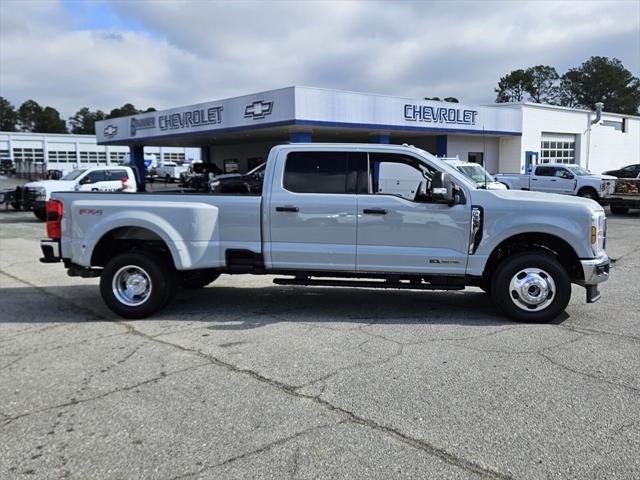 new 2025 Ford F-350 car, priced at $75,355