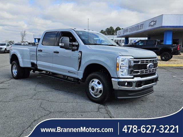 new 2025 Ford F-350 car, priced at $75,355