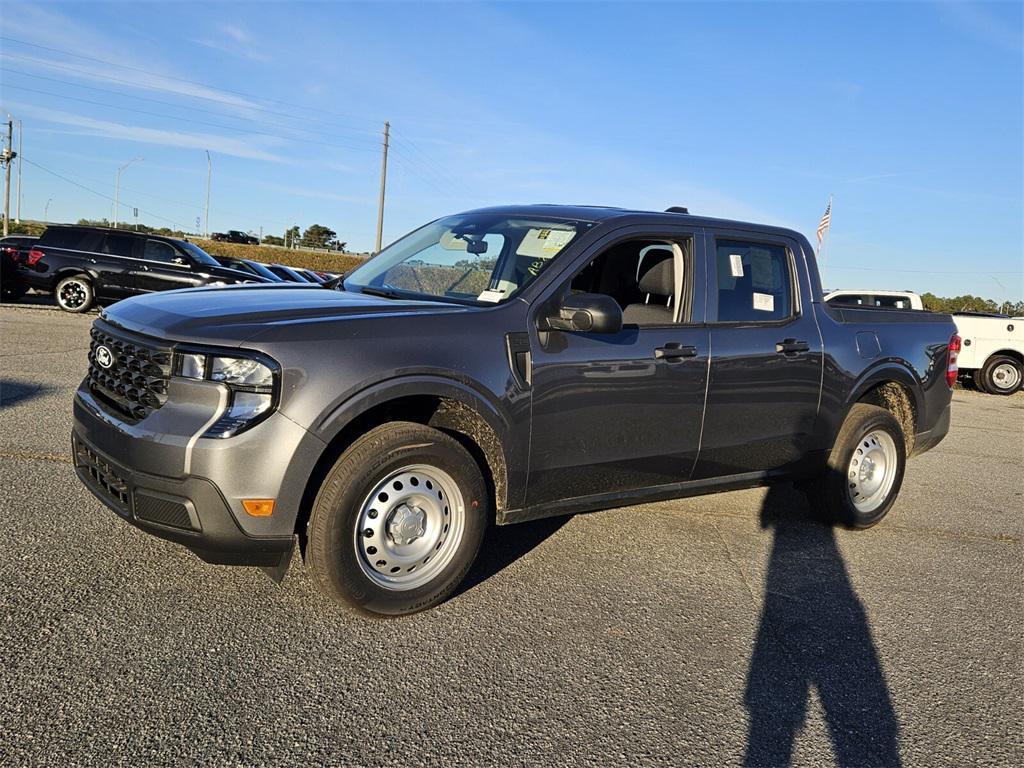 new 2025 Ford Maverick car, priced at $27,495