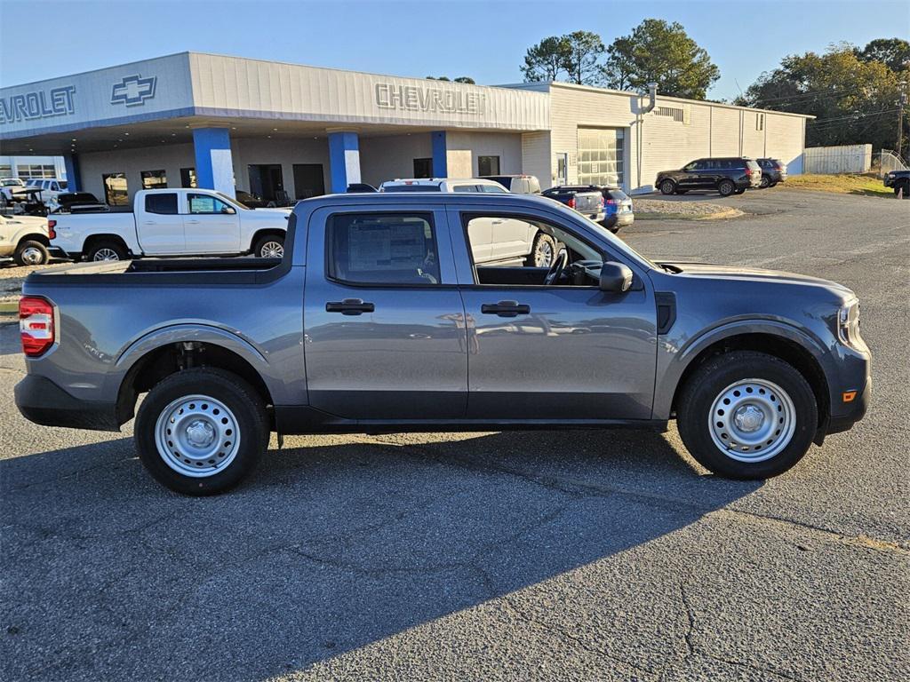 new 2025 Ford Maverick car, priced at $27,495