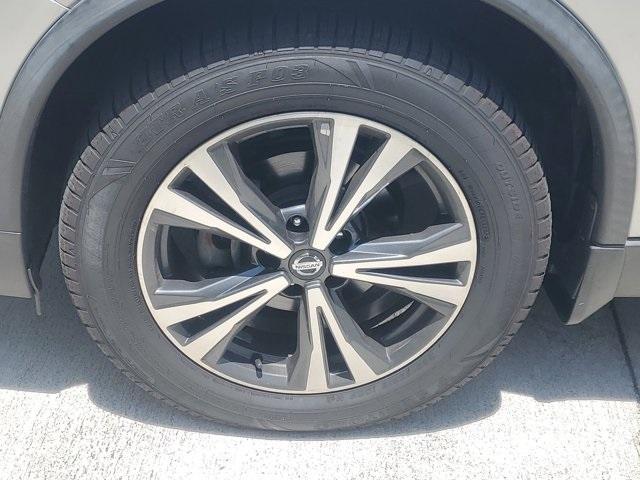 used 2018 Nissan Rogue car, priced at $14,995