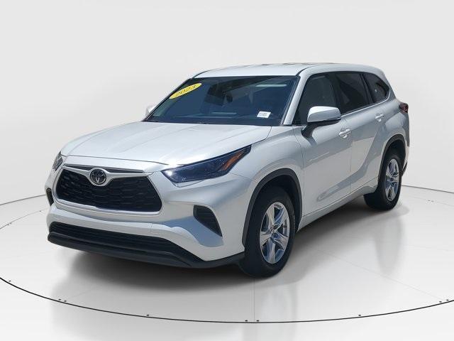 used 2023 Toyota Highlander car, priced at $33,595