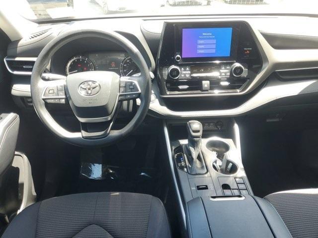 used 2023 Toyota Highlander car, priced at $33,595