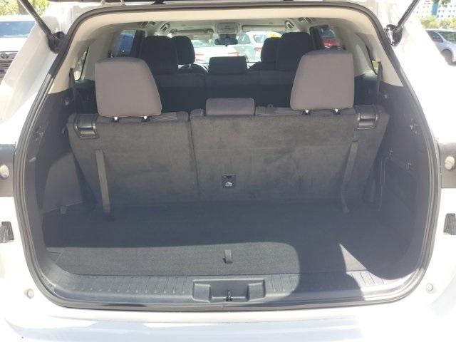 used 2023 Toyota Highlander car, priced at $33,595