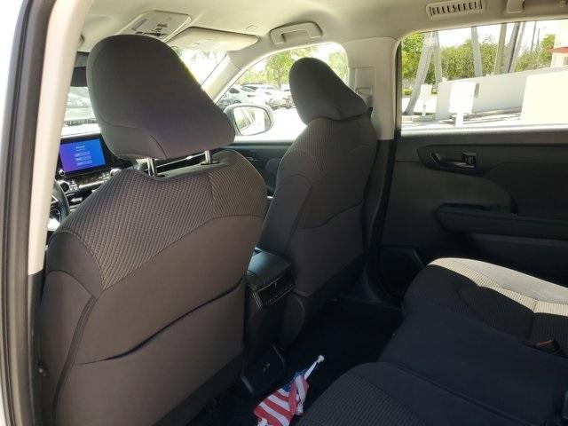 used 2023 Toyota Highlander car, priced at $33,595