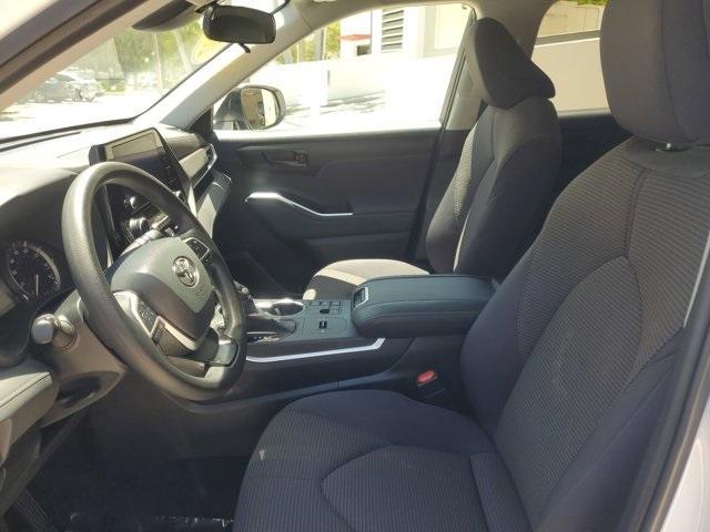 used 2023 Toyota Highlander car, priced at $33,595