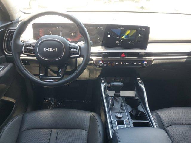 used 2024 Kia Sorento car, priced at $28,295