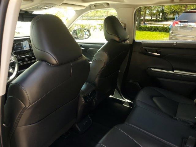 used 2022 Toyota Highlander car, priced at $34,595