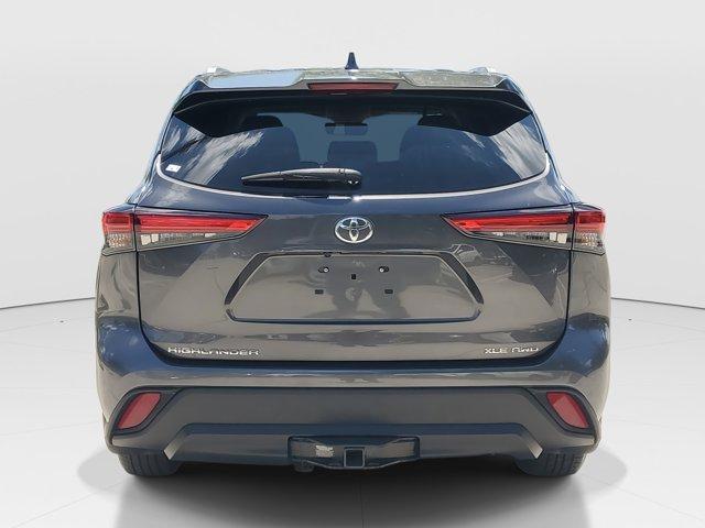 used 2022 Toyota Highlander car, priced at $34,595