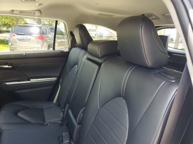 used 2022 Toyota Highlander car, priced at $34,595