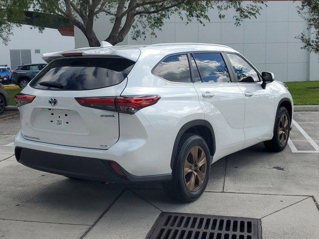 used 2023 Toyota Highlander Hybrid car, priced at $38,595