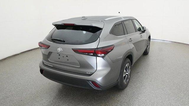 new 2025 Toyota Highlander car, priced at $46,293