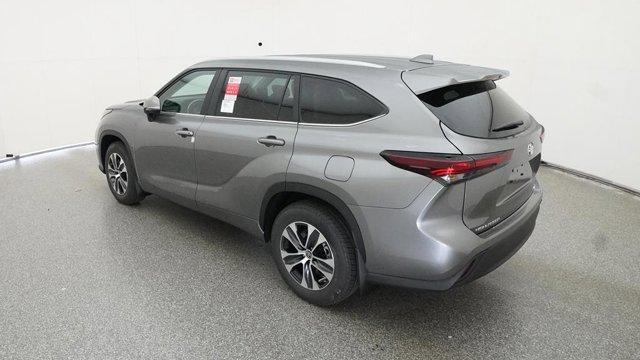 new 2025 Toyota Highlander car, priced at $46,293