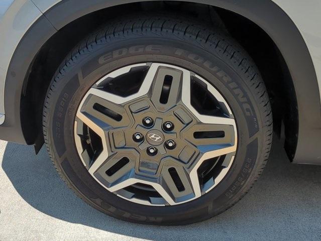 used 2023 Hyundai Santa Fe car, priced at $25,984