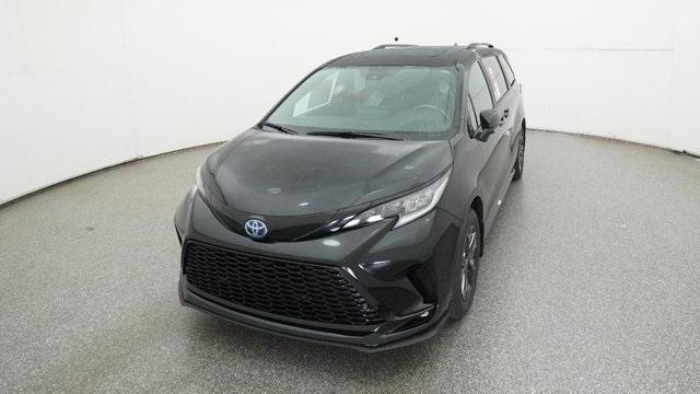 new 2025 Toyota Sienna car, priced at $51,703