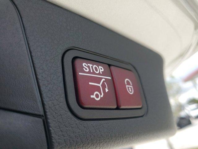 used 2023 Mercedes-Benz GLB 250 car, priced at $30,995