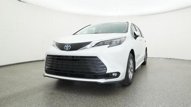 new 2025 Toyota Sienna car, priced at $47,269