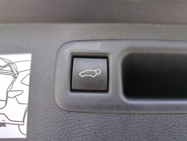 used 2024 Toyota Highlander car, priced at $42,991