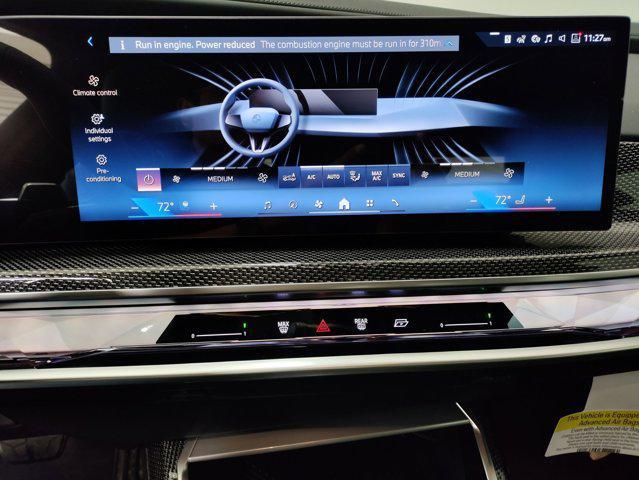 new 2025 BMW 760 car, priced at $130,535