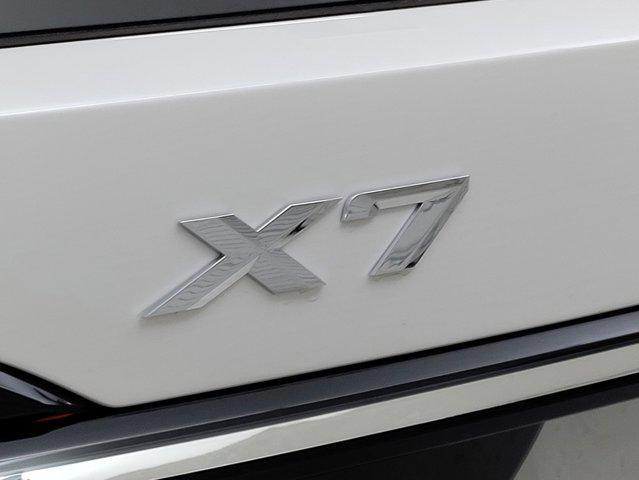 new 2025 BMW X7 car, priced at $90,025