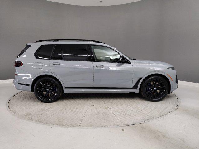 new 2025 BMW X7 car, priced at $119,555