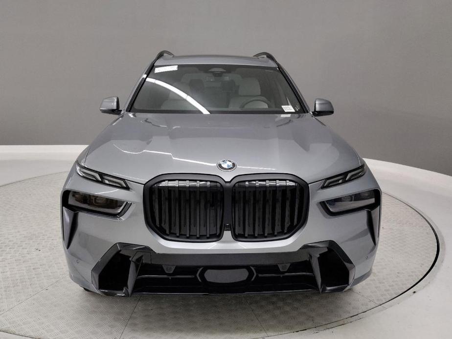 new 2025 BMW X7 car, priced at $93,925