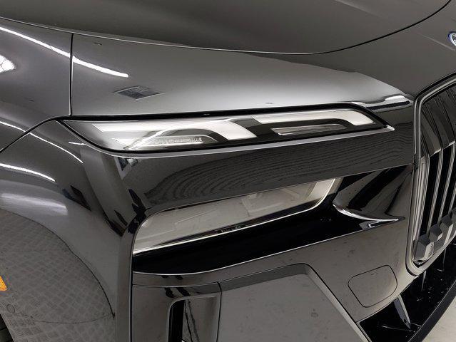 new 2025 BMW i7 car, priced at $134,005