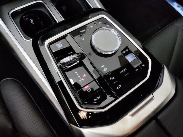 new 2025 BMW 740 car, priced at $104,305