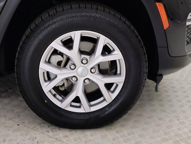 used 2022 Jeep Grand Cherokee car, priced at $24,998
