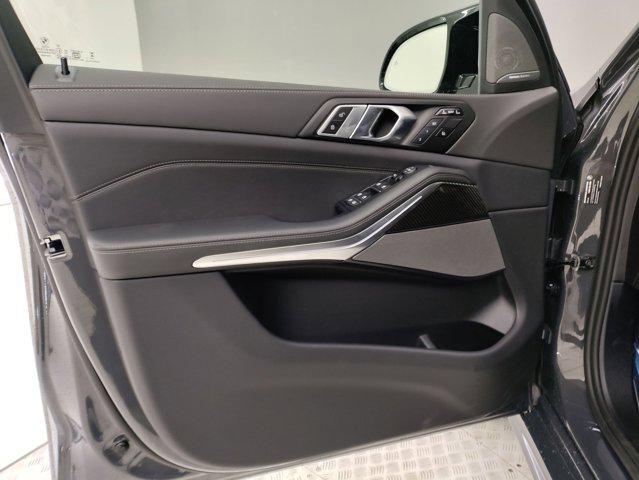 new 2026 BMW X7 car, priced at $121,625