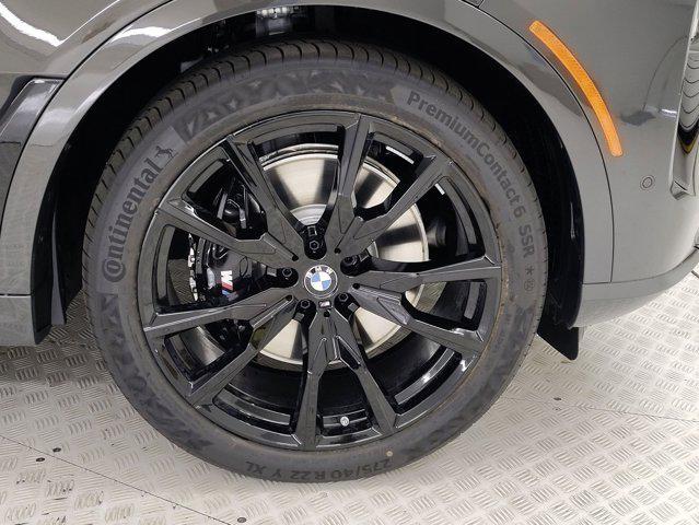 new 2026 BMW X7 car, priced at $121,625