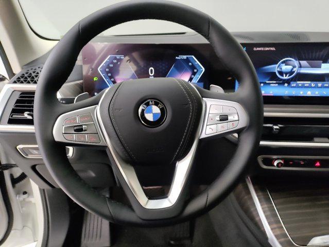 new 2025 BMW X7 car, priced at $88,125