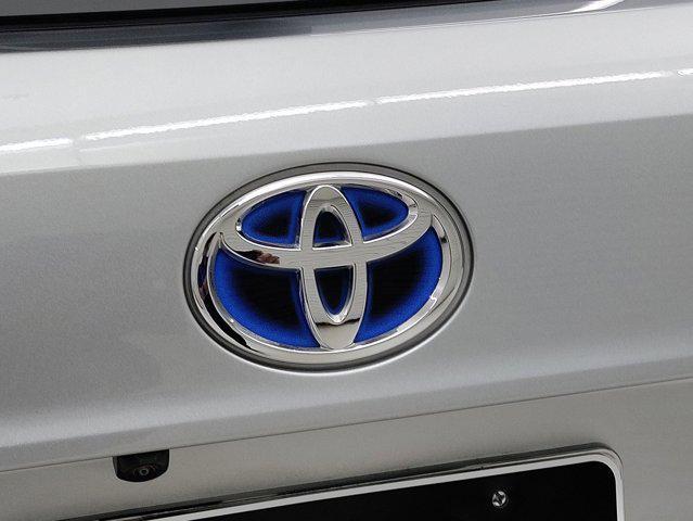 used 2021 Toyota Highlander Hybrid car, priced at $34,998
