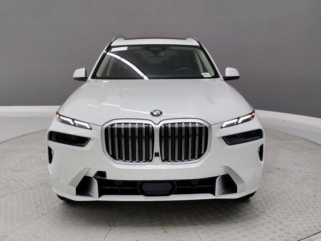 new 2025 BMW X7 car, priced at $92,075