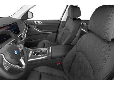 new 2025 BMW X7 car, priced at $117,955