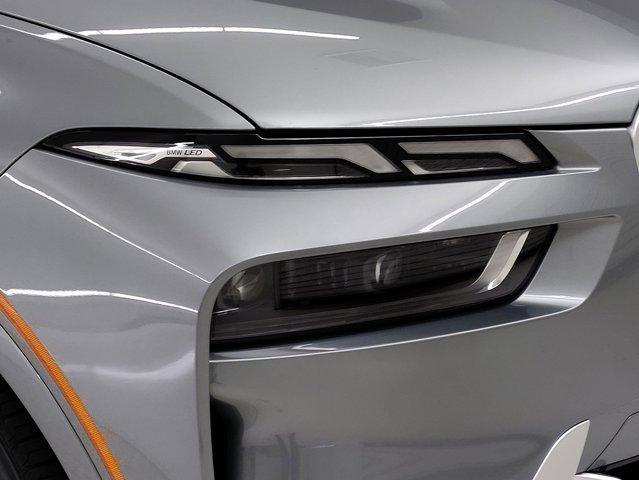 new 2026 BMW X7 car, priced at $90,565