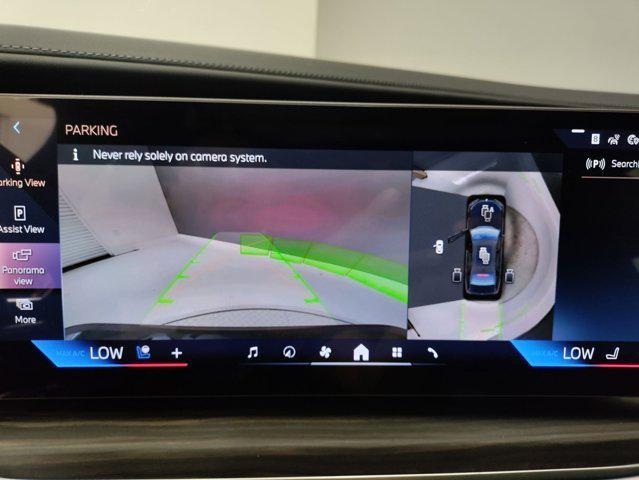 new 2025 BMW 760 car, priced at $134,205