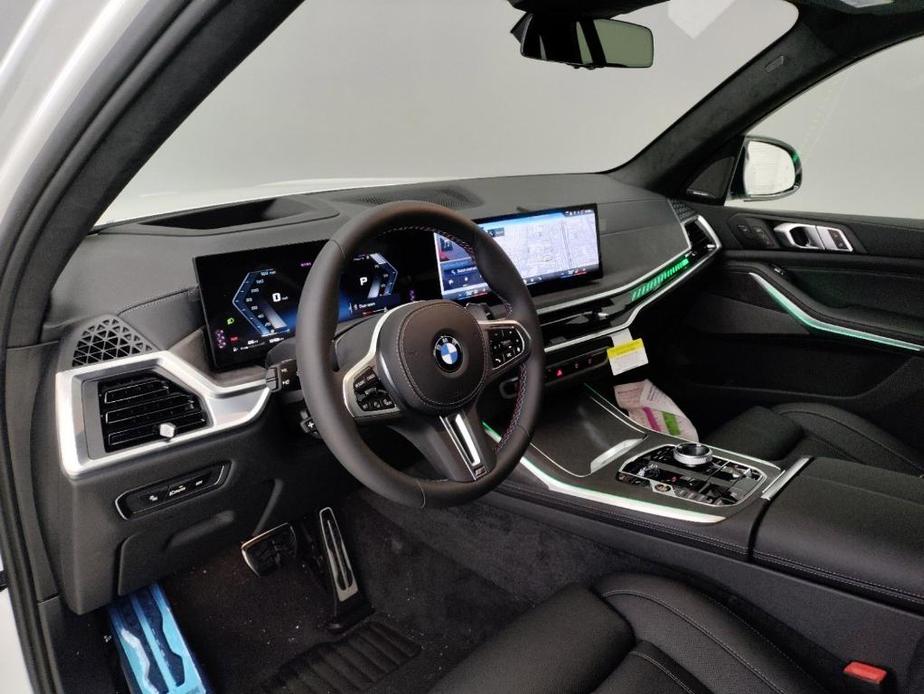 new 2024 BMW X7 car, priced at $117,615