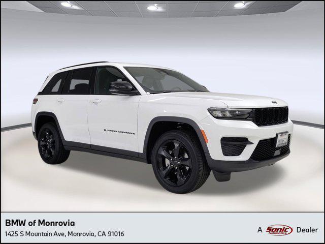 used 2024 Jeep Grand Cherokee car, priced at $29,998