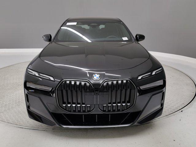 new 2025 BMW 760 car, priced at $133,285