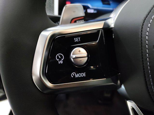 new 2025 BMW 760 car, priced at $133,285