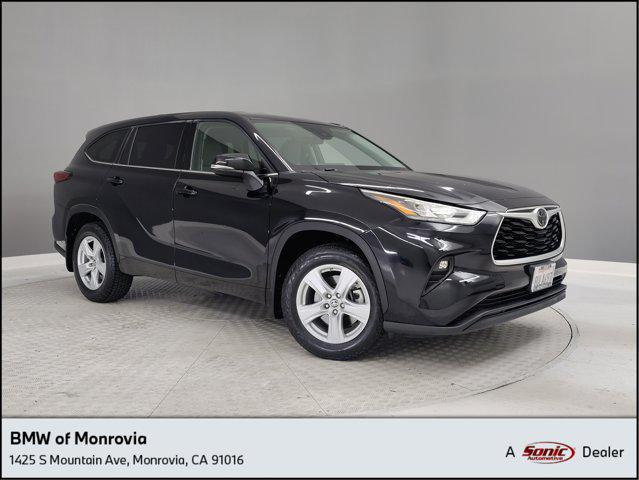 used 2020 Toyota Highlander car, priced at $26,888