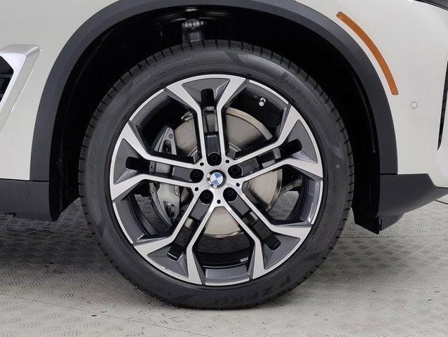 new 2025 BMW X5 car, priced at $73,290