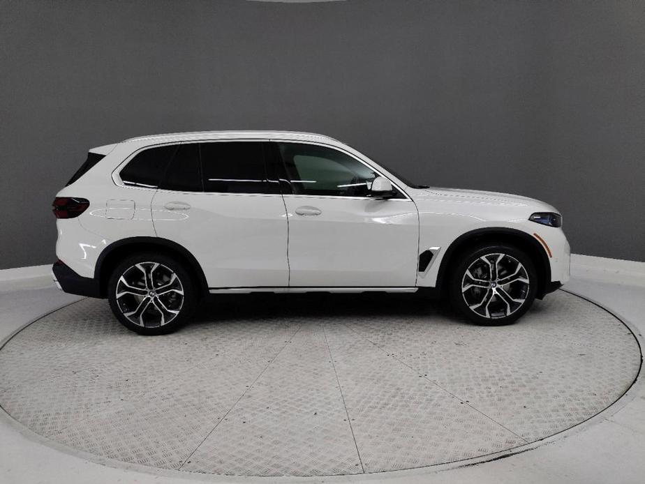 new 2025 BMW X5 car, priced at $73,290