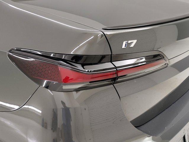 new 2025 BMW i7 car, priced at $121,405