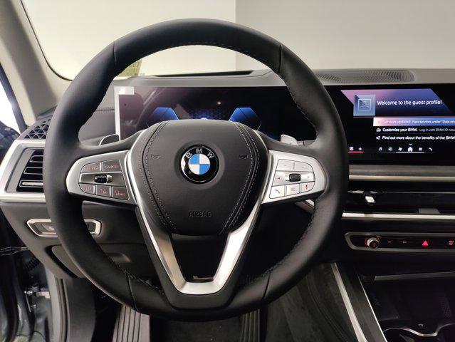 new 2026 BMW X7 car, priced at $89,065